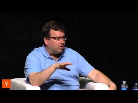 Reid Hoffman谈LinkedIn：在不确定中押注长期价值